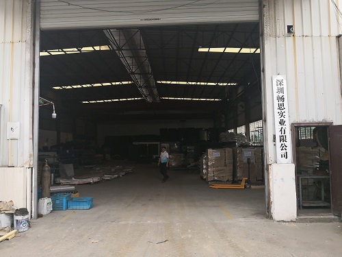 樹脂排水溝生產現(xiàn)場